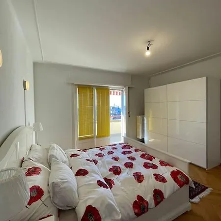 Elegant & Ensoleille Apartment